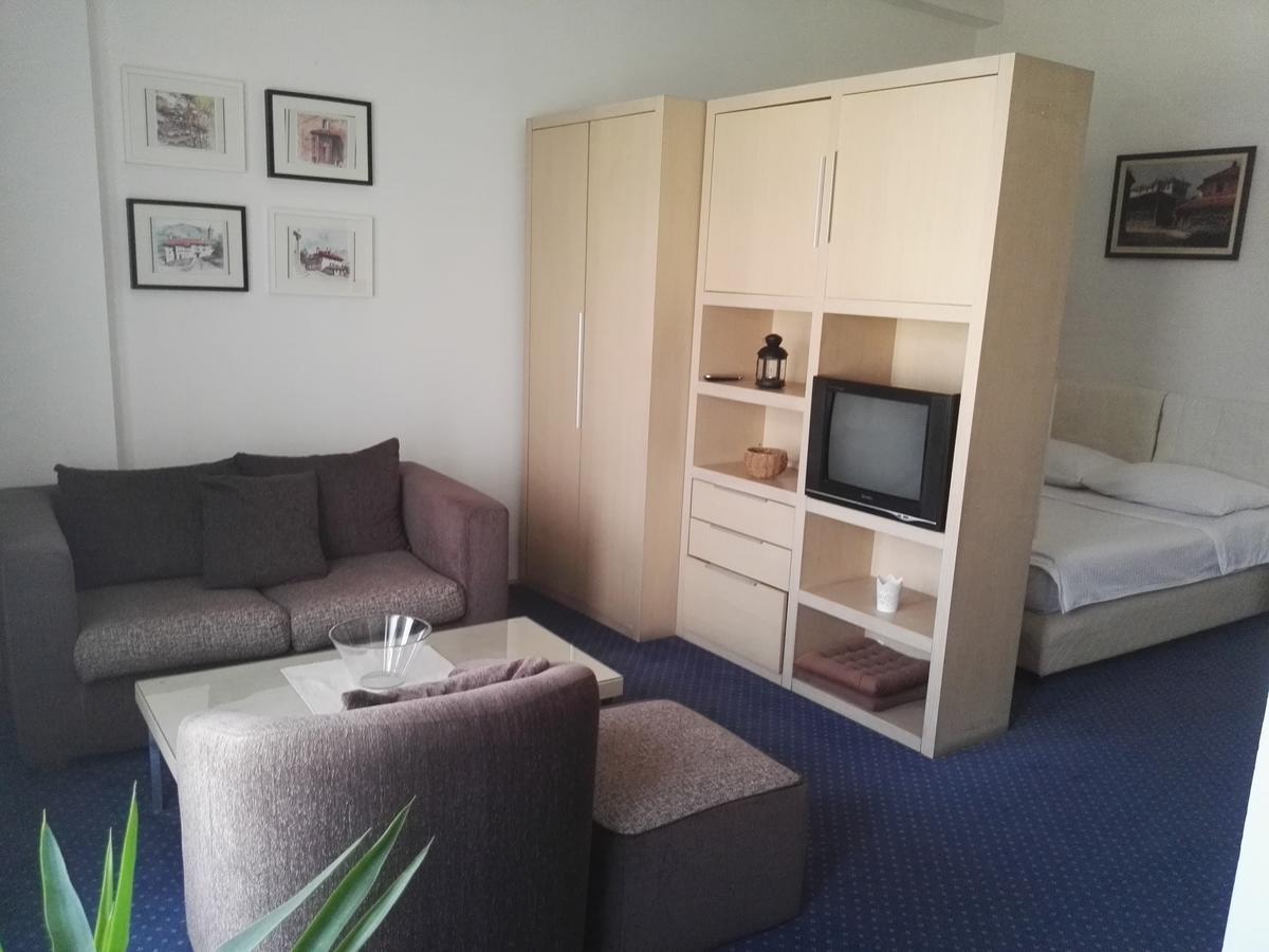 Guest House Amico รานเย ภายนอก รูปภาพ