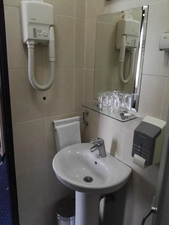 Guest House Amico รานเย ภายนอก รูปภาพ