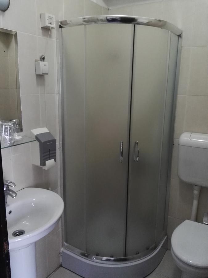 Guest House Amico รานเย ภายนอก รูปภาพ